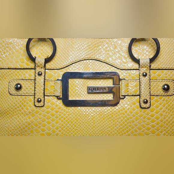 VIntage Guess Yellow Snakeskin Satchel/Shoulder Bag With A G Buckle - Picture 11 of 16